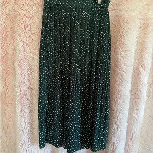 Elegant Green Polka Dot Skirt
